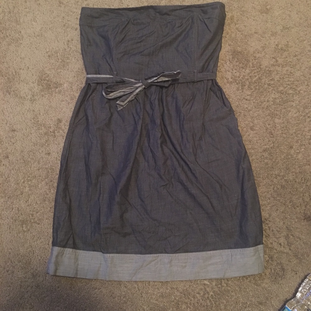 Strapless Chambray dress